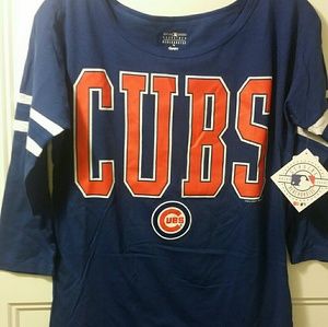 NWT Chicago Cubs tee